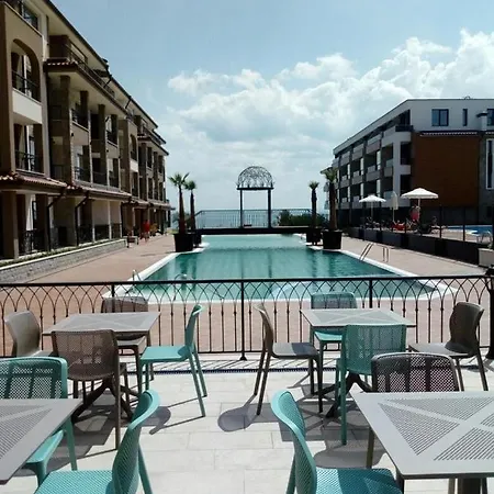 Bbr26- Sea View First Line Sarafovo アパート